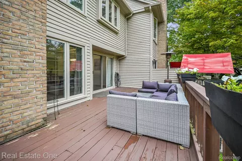 Exterior - 4775 Pine Eagles Dr, Genoa, MI 48116 photo 3 of 6