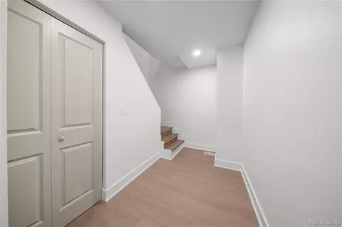 Entry Way - 31202 Summer Ln E, Fraser, MI 48026 photo 1 of 1