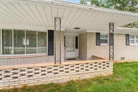 Exterior - 56600 North Ave, Macomb, MI 48042 photo 1 of 4