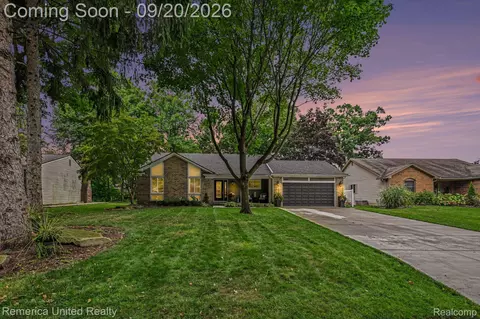 21995 Sunflower Rd, Novi, MI 48375