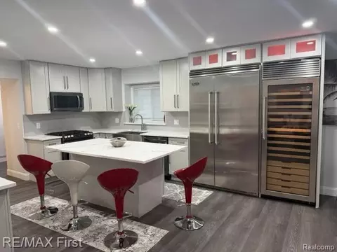 Kitchen - 46210 Jackson Dr, Macomb, MI 48044 photo 1 of 3