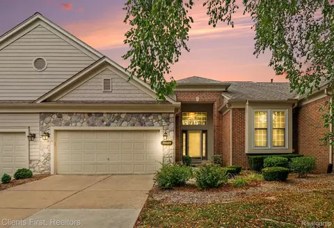 39489 Edgewater Dr, Northville, MI 48168