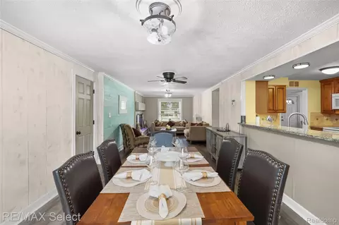 Dining - 8341 E Court St, Davison, MI 48423 photo 1 of 4