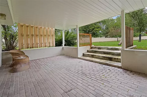 Exterior - 8240 Hampton Rd, Grosse Ile, MI 48138 photo 5 of 5