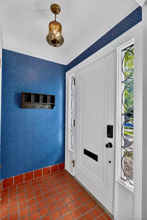 Entry Way - 1258 Bedford Rd, Grosse Pointe Park, MI 48230 photo 1 of 3