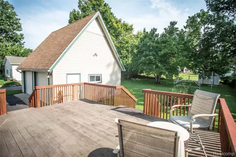 Exterior - 131 E Washington St, Dimondale, MI 48821 photo 10 of 14