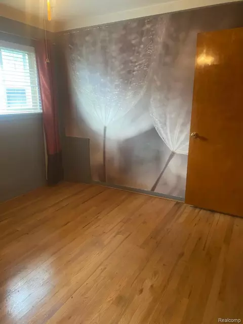 Bedroom - 24794 Greenbrier Ave, Eastpointe, MI 48021 photo 1 of 5
