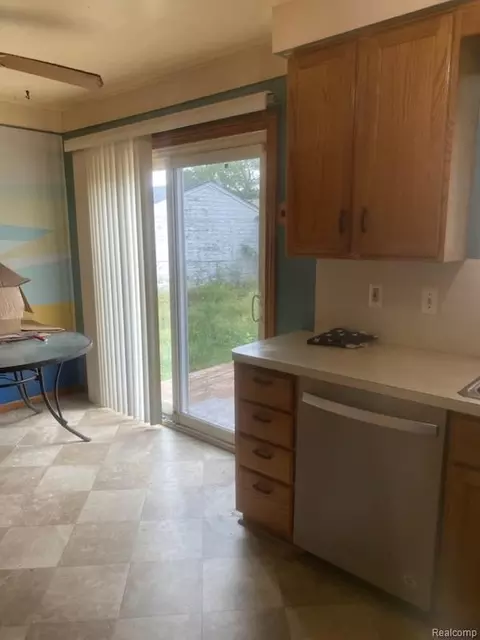 Kitchen - 24794 Greenbrier Ave, Eastpointe, MI 48021 photo 1 of 2
