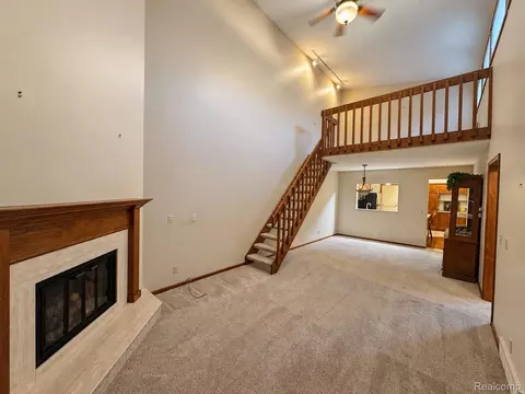 Living - 112 Riverview Blvd, Flushing, MI 48433 photo 2 of 4