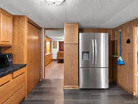 Entry Way - 495 Macduff Dr, Mount Morris, MI 48458 photo 1 of 2