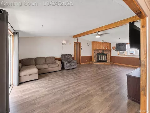 Living - 495 Macduff Dr, Mount Morris, MI 48458 photo 1 of 5