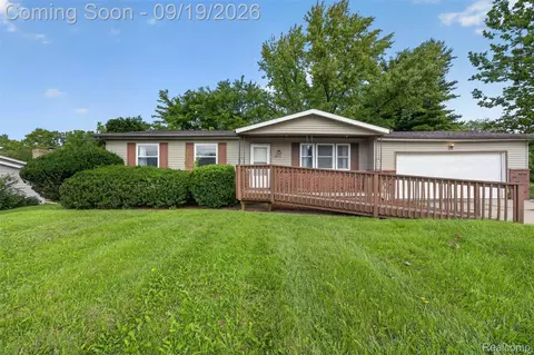 Exterior - 4064 Sheraton Dr, Flint, MI 48532 photo 1 of 5