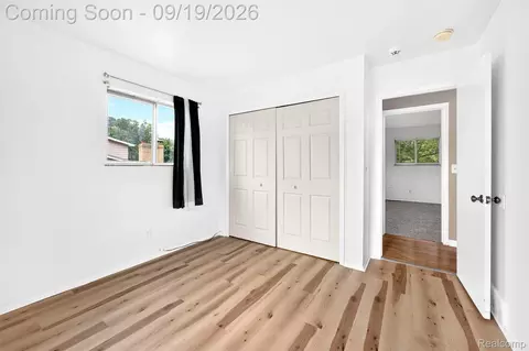 Bedroom - 4064 Sheraton Dr, Flint, MI 48532 photo 1 of 4