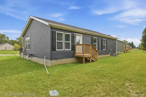 Other - 4231 Sugar Maple Run, Flint, MI 48506 photo 23 of 25