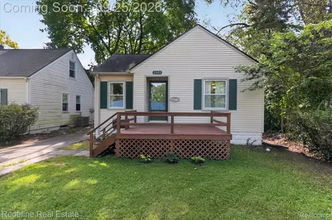 2043 Harding Ave, Ypsilanti, MI 48197