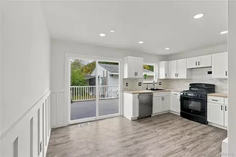Kitchen - 30142 Jamestown St, Romulus, MI 48174 photo 1 of 3