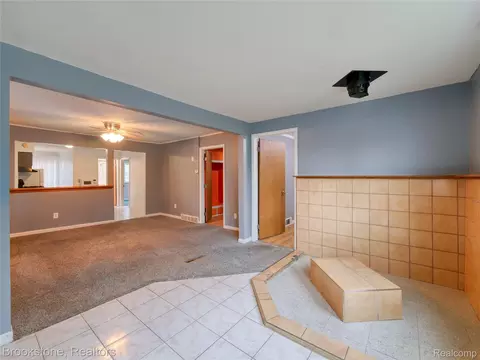 Living - 3023 Baker Hts, Grand Blanc, MI 48507 photo 4 of 4