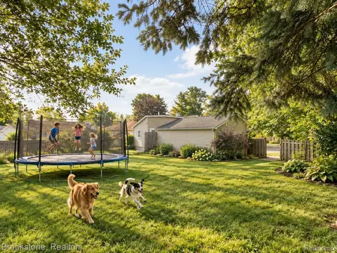 Exterior - 3023 Baker Hts, Grand Blanc, MI 48507 photo 4 of 4