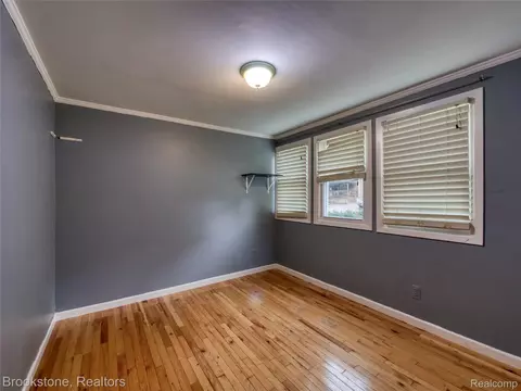 Bedroom - 3023 Baker Hts, Grand Blanc, MI 48507 photo 2 of 5