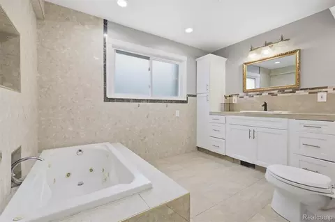 Bath - 18116 Outer Dr, Dearborn, MI 48128 photo 1 of 8