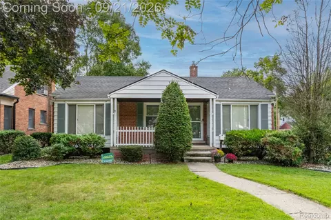 9665 Arcola St, Livonia, MI 48150