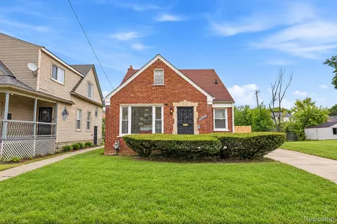 14736 Mansfield St, Detroit, MI 48227