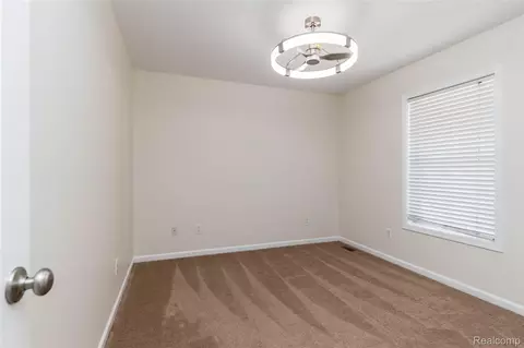 Bedroom - 2723 Grayson St, Ferndale, MI 48220 photo 4 of 4