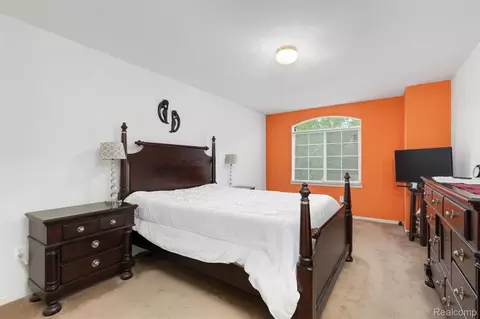 Bedroom - 3521 Whitaker Dr, Melvindale, MI 48122 photo 3 of 4