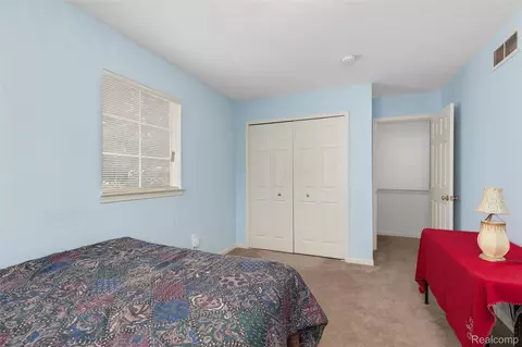 Bedroom - 3521 Whitaker Dr, Melvindale, MI 48122 photo 1 of 4