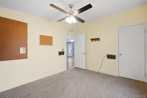 Bedroom - 5486 Spring Creek Dr, Howell, MI 48843 photo 4 of 6