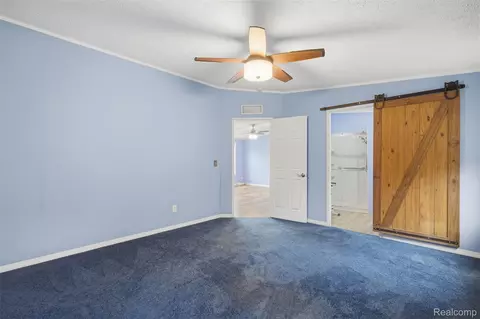 Bedroom - 5486 Spring Creek Dr, Howell, MI 48843 photo 2 of 6