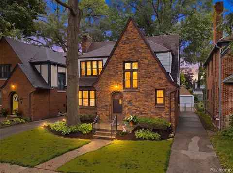 20436 Briarcliff Rd, Detroit, MI 48221