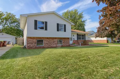 Other - 565 N Roessler St, Monroe, MI 48162 photo 1 of 9