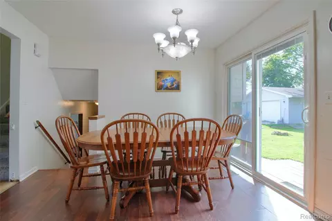 Dining - 565 N Roessler St, Monroe, MI 48162 photo 2 of 2