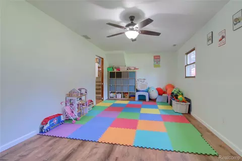 Other - 565 N Roessler St, Monroe, MI 48162 photo 5 of 9