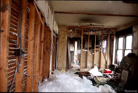 17138 Eureka St, Hamtramck, MI 48212 photo 7