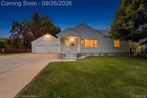 512 Magnolia Dr, Inkster, MI 48141