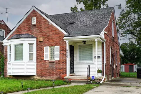 19469 Whitcomb St, Detroit, MI 48235