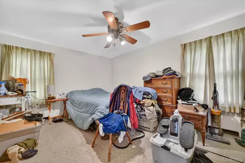 Bedroom - 1730 Haslett Rd, Meridian, MI 48840 photo 3 of 4
