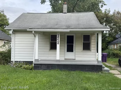 26406 Trowbridge St, Inkster, MI 48141