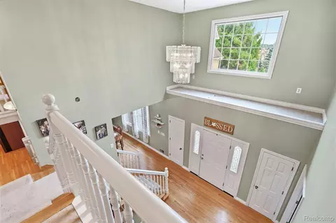 Entry Way - 5160 Vine St, St. Clair, MI 48079 photo 4 of 4