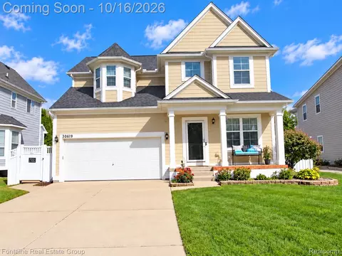 30619 Cassie Ln, Chesterfield, MI 48051