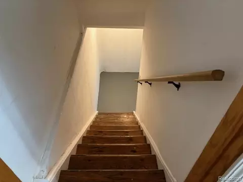 Entry Way - 9840 William St, Taylor, MI 48180 photo 3 of 3