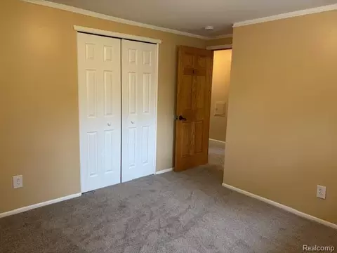Bedroom - 9840 William St, Taylor, MI 48180 photo 6 of 6