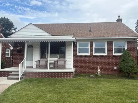 15044 Oceana Ave, Allen Park, MI 48101