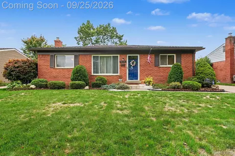 38729 Northfield Ave, Livonia, MI 48150
