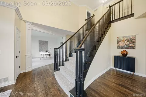 Entry Way - 7035 Winters Ct, Dexter, MI 48130 photo 2 of 6