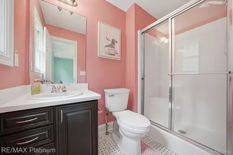 Bath - 7035 Winters Ct, Dexter, MI 48130 photo 6 of 8