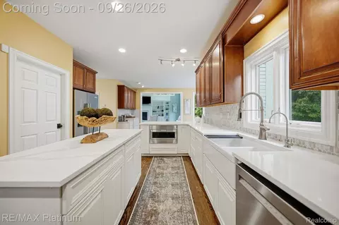 Kitchen - 7035 Winters Ct, Dexter, MI 48130 photo 3 of 5