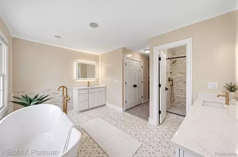 Bath - 7035 Winters Ct, Dexter, MI 48130 photo 1 of 8